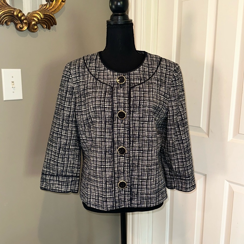 Boutique Essentials size 12 Blue Plaid Jacket